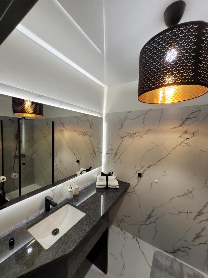 Apartport Nowoczesne Apartamenty グディニャ エクステリア 写真