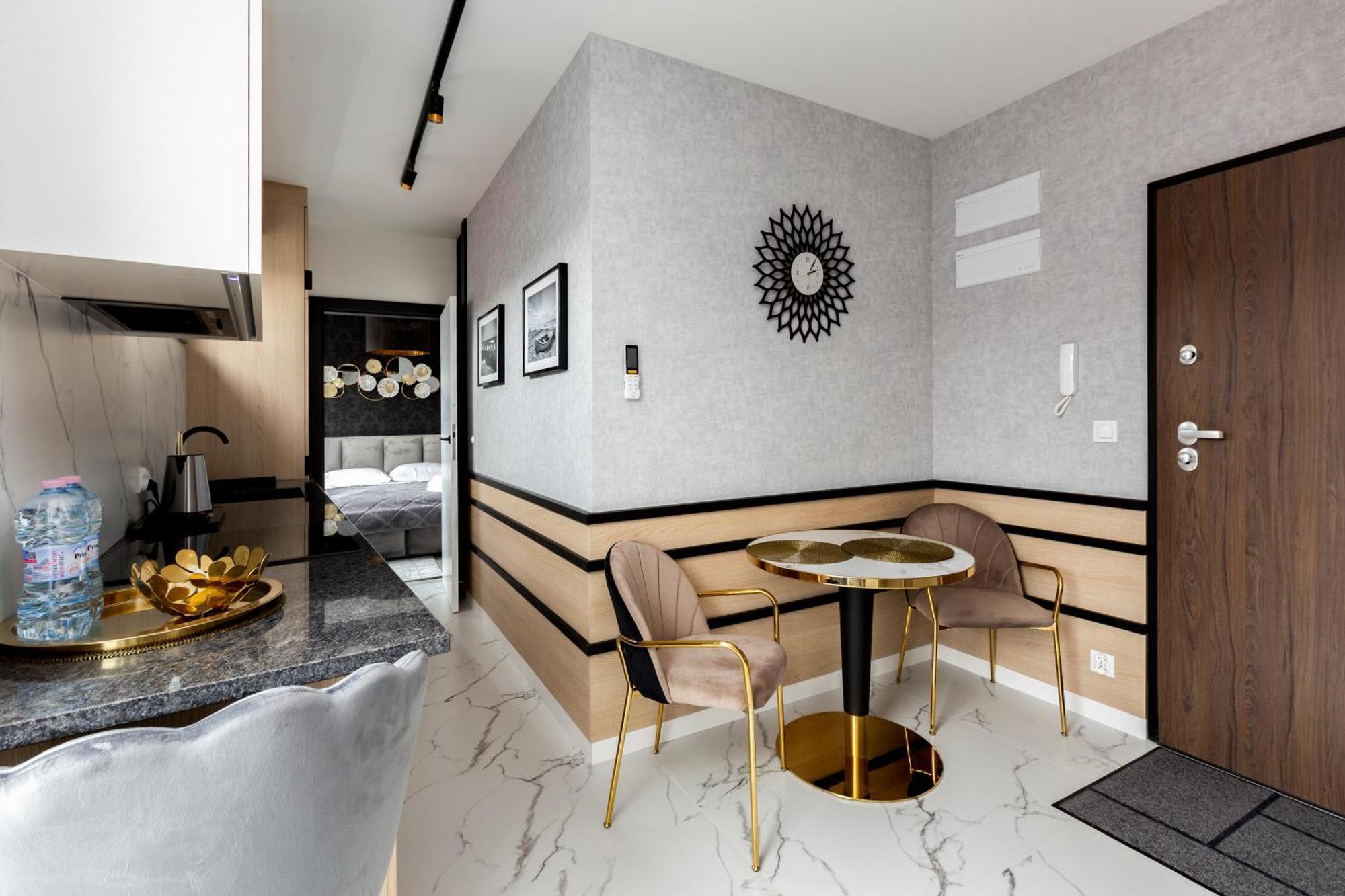 Apartport Nowoczesne Apartamenty グディニャ エクステリア 写真